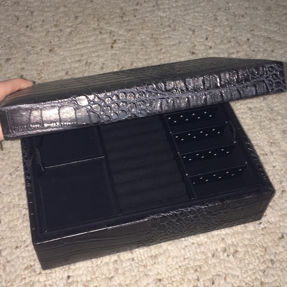 NWT Jewelry Box Faux Leather